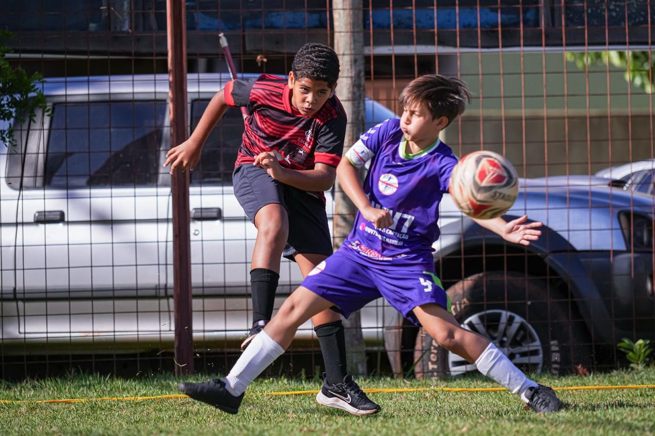 Equipes de base do futebol de Naviraí se destacam e vão à semi final da 1ª Copa Kanguru