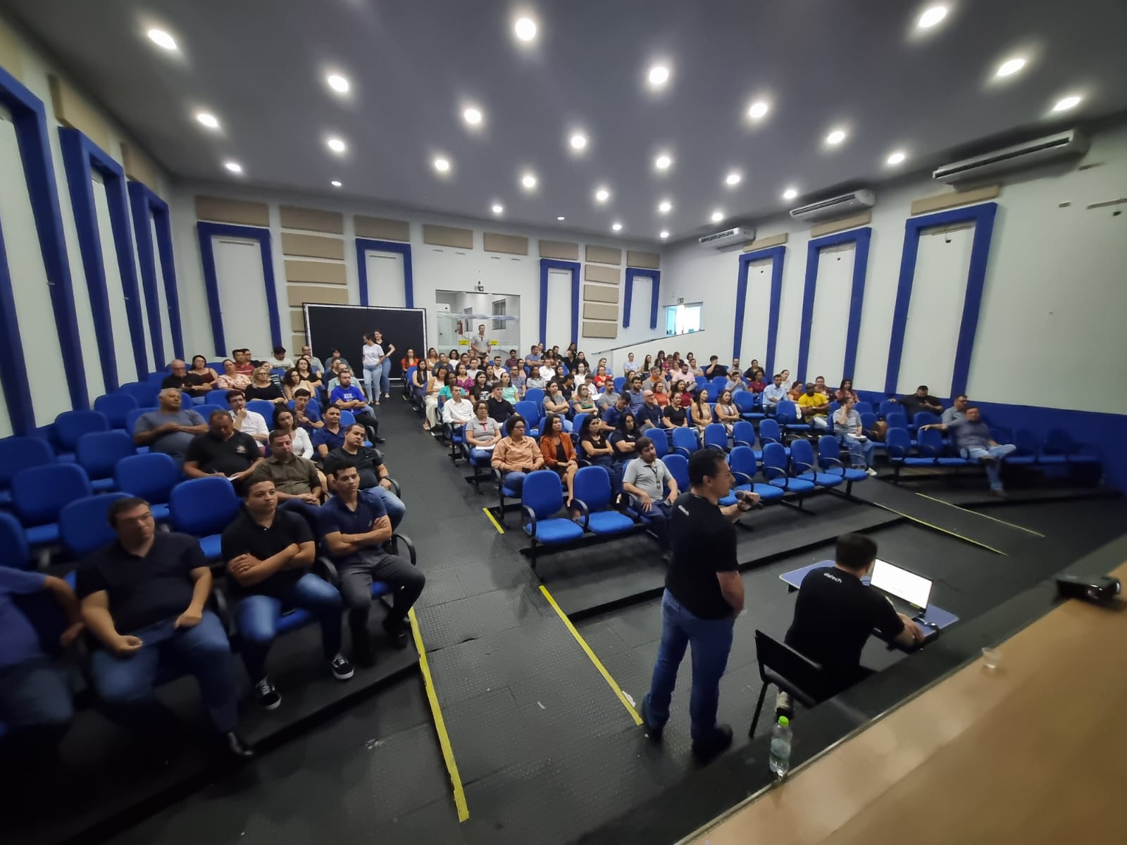 Servidores Municipais participam de treinamento sobre novo sistema de gestão pública do Municipio.