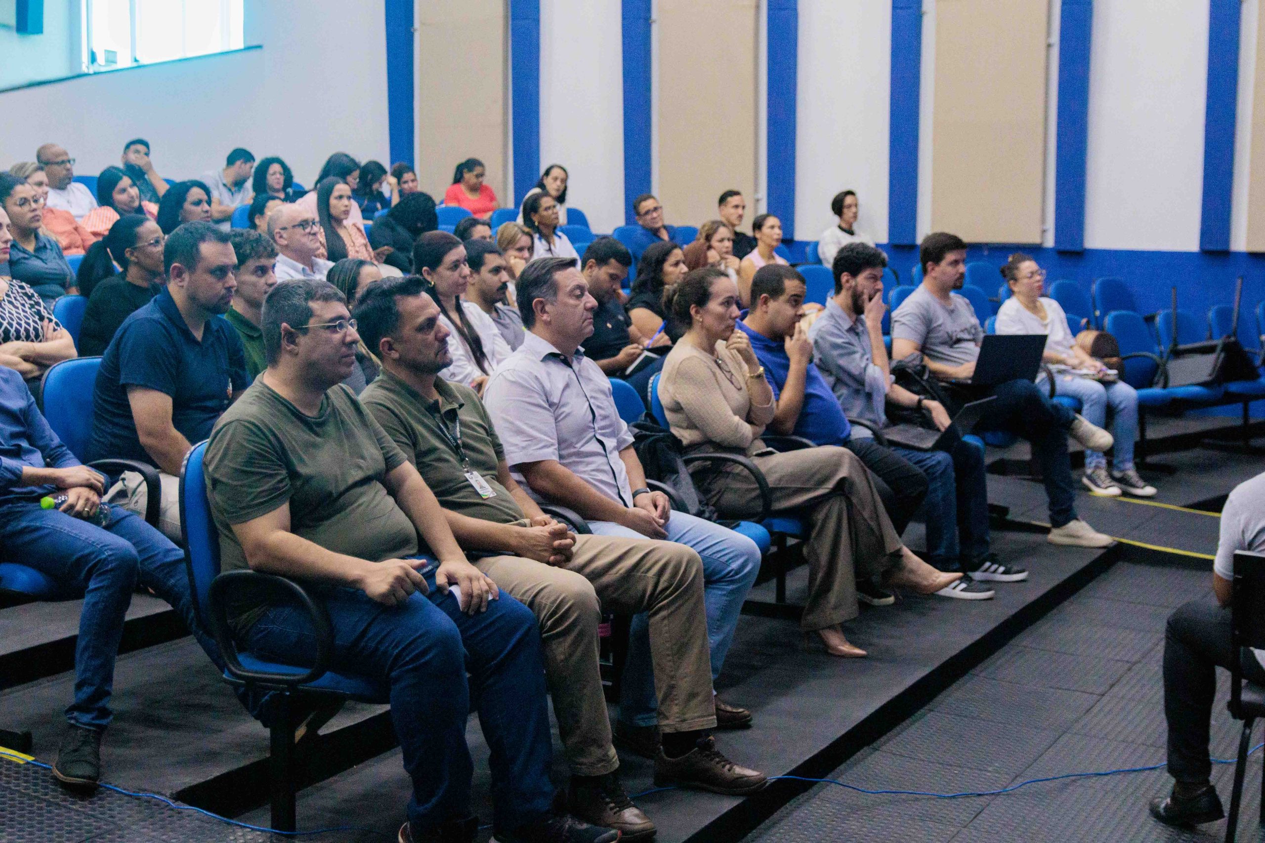 Prefeitura de Naviraí capacita servidores do Setor de Compras para uso do novo sistema ELOTECH