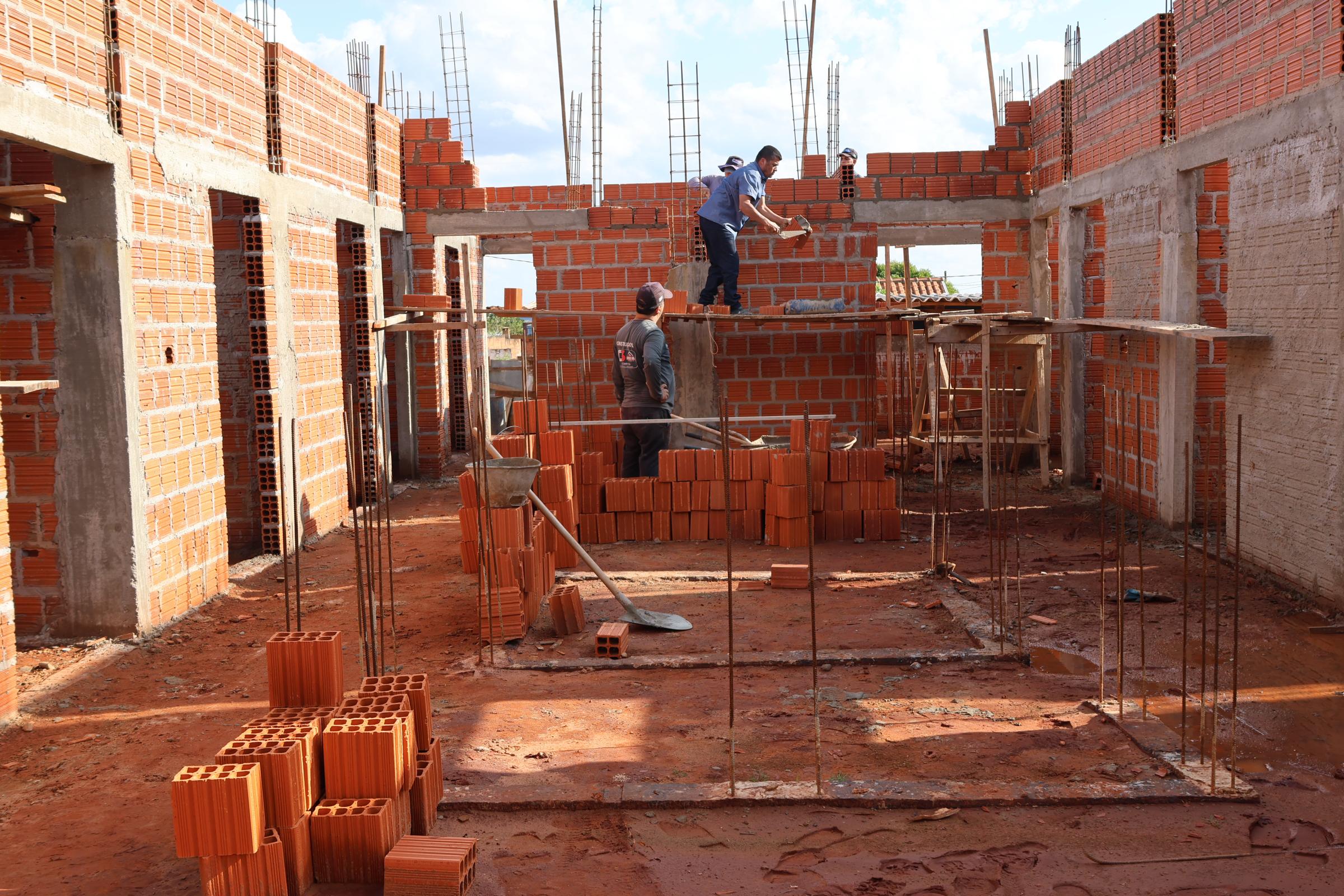 Construção da sede própria do Conselho Tutelar de Naviraí segue em ritmo acelerado