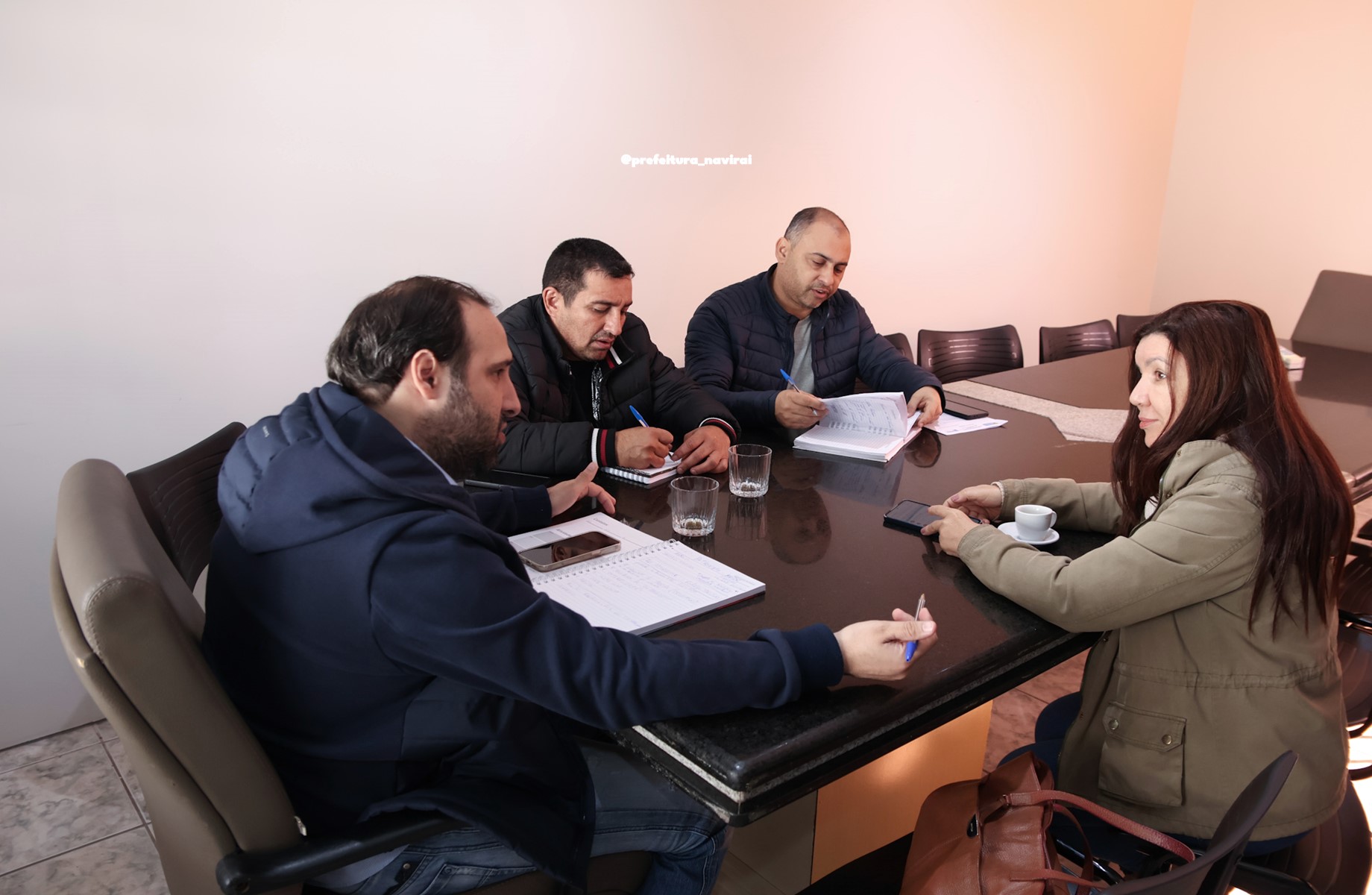 Governo de Naviraí vai cumprir Lei 2.388 e doar absorventes às adolescentes em convênio com a Senappen