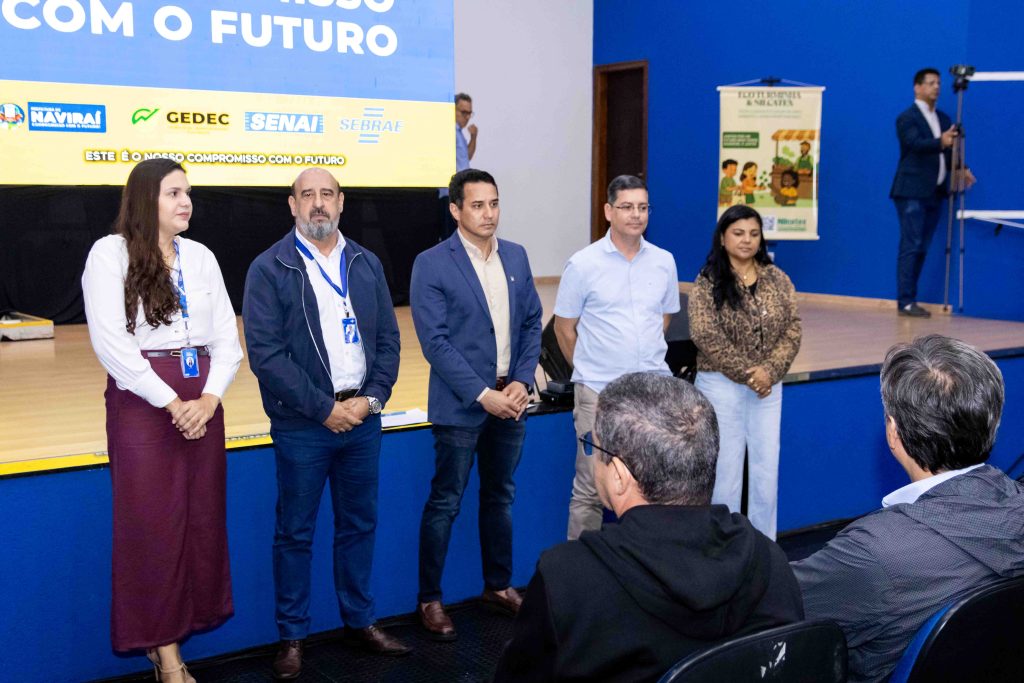 Novas Indústrias garantirão quase 300 empregos em Naviraí Novas Indústrias garantirão quase 300 empregos em Naviraí