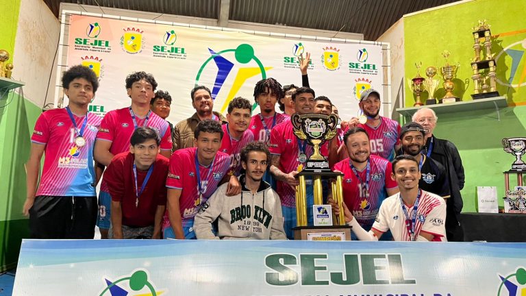 Naviraí é campeão da 21ª Copa Conesul de Voleibol e se consagra como maior vencedor da competição Naviraí é campeão da 21ª Copa Conesul de Voleibol e se consagra como maior vencedor da competição