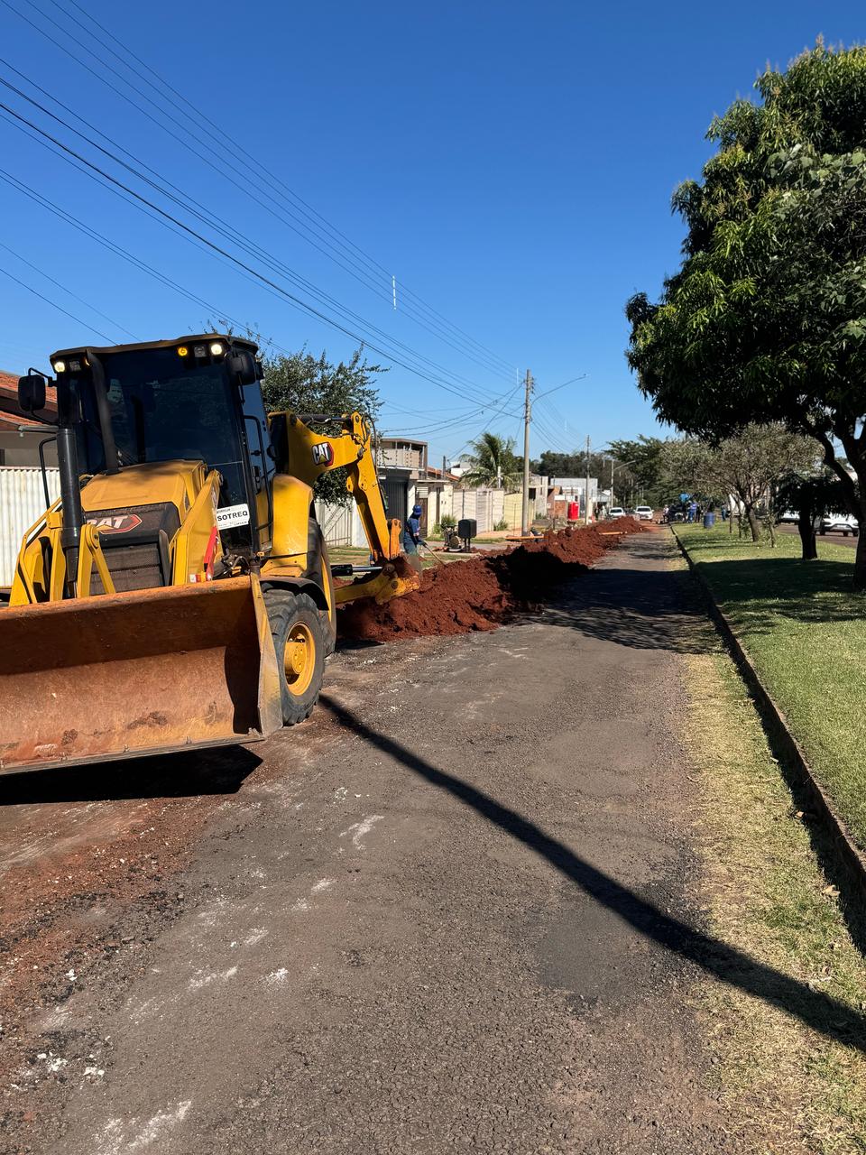 Sanesul antecipa obras de esgoto na Avenida Mata Atlântica; recape será iniciado ainda este mês