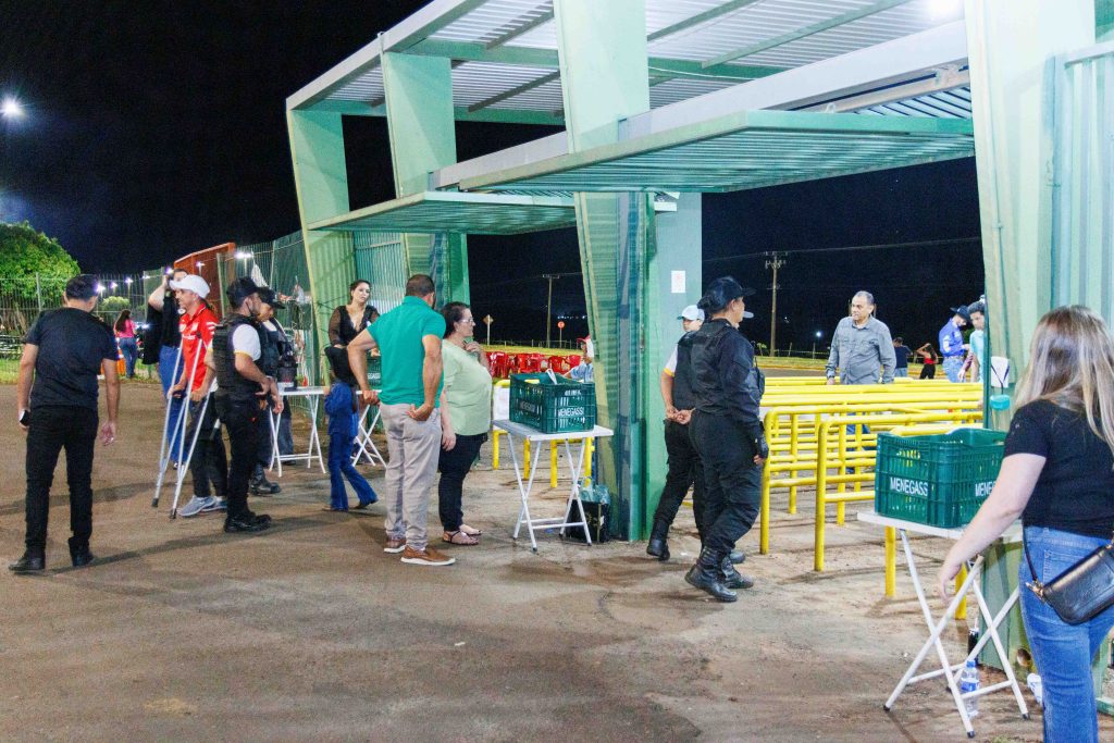 Naviraí: Festa de Aniversário arrecada mais de 7 mil kg de alimentos no último dia