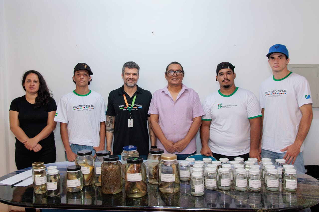 Naviraí recebe Acervo Didático de Peixes do IFMS para a Sala Verde no Parque Cumandaí