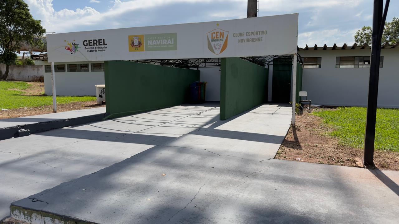 Prefeito determina reformas no Estádio Virotão