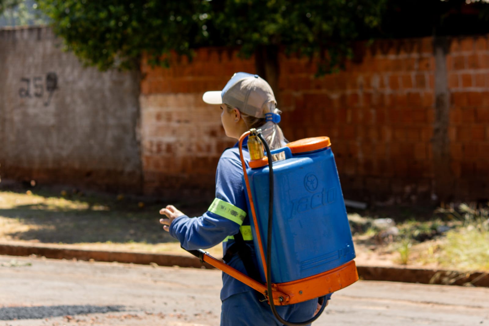 Naviraí Reinicia a Recuperação do Asfalto de 2026 com Serviço de Tapa-Buracos