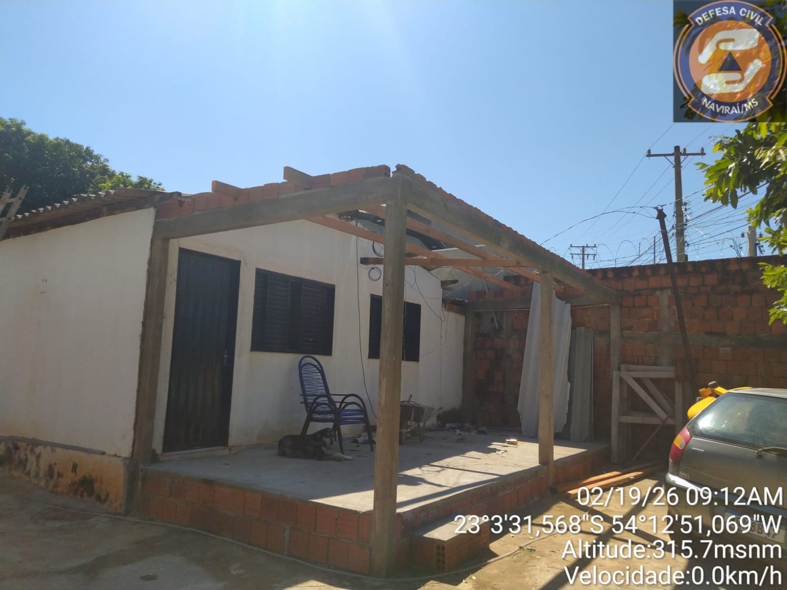 Destelhamentos e Árvores Caídas: Temporal Causa Estragos em Naviraí