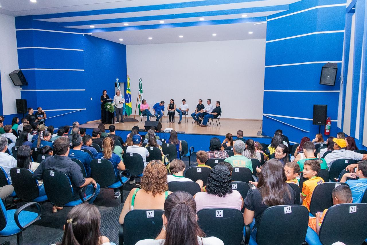 Naviraí celebra repasse de R$ 5,4 milhões ao Terceiro Setor com assinatura conjunta de autoridades