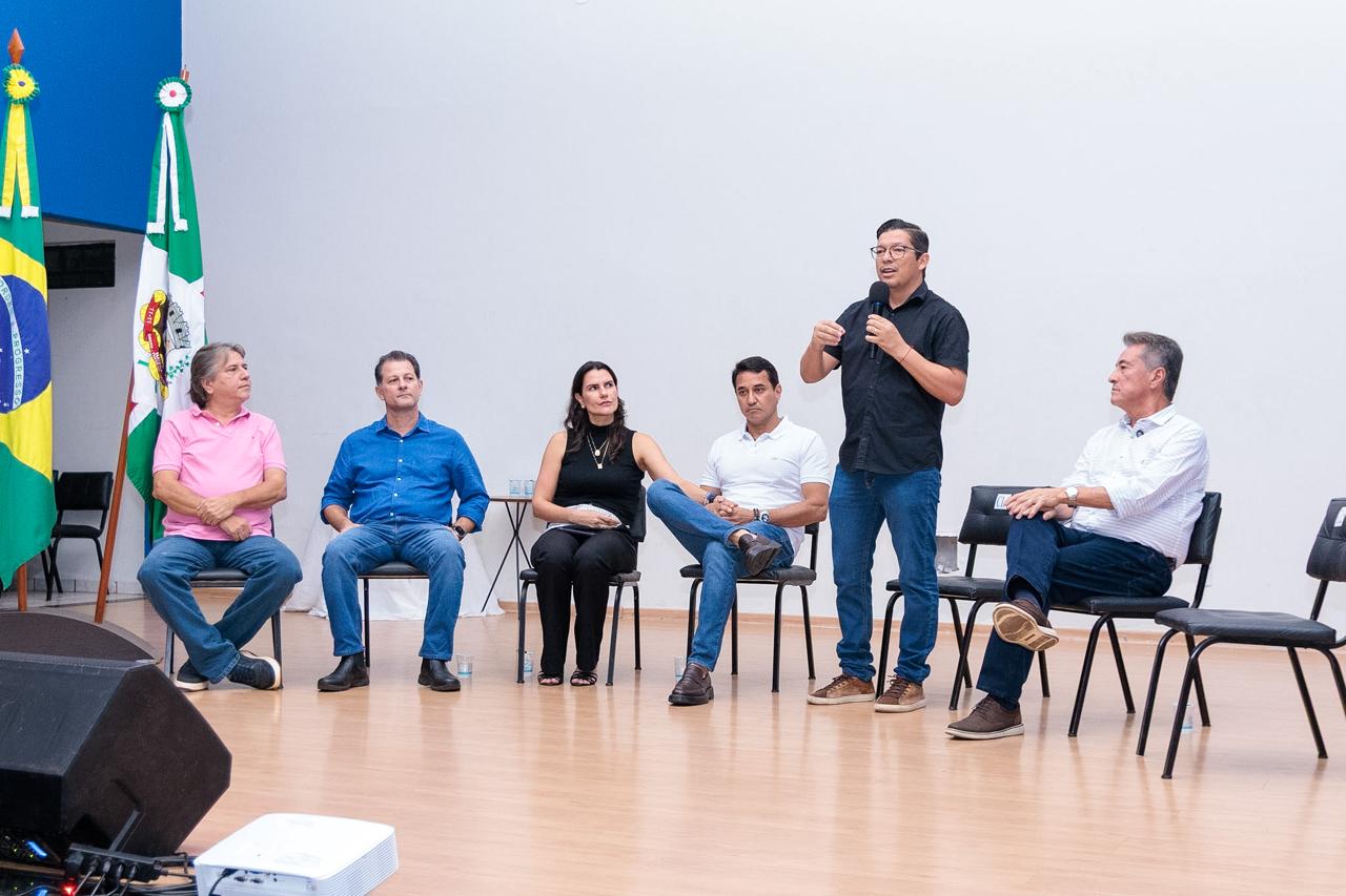 Naviraí celebra repasse de R$ 5,4 milhões ao Terceiro Setor com assinatura conjunta de autoridades