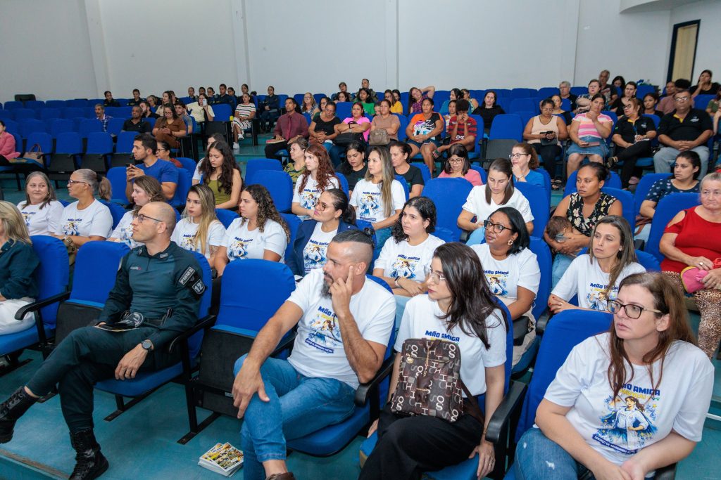 Prefeitura de Naviraí Lança Projeto “Mão Amiga” com Foco no Atendimento a Pessoas em Situação de Rua