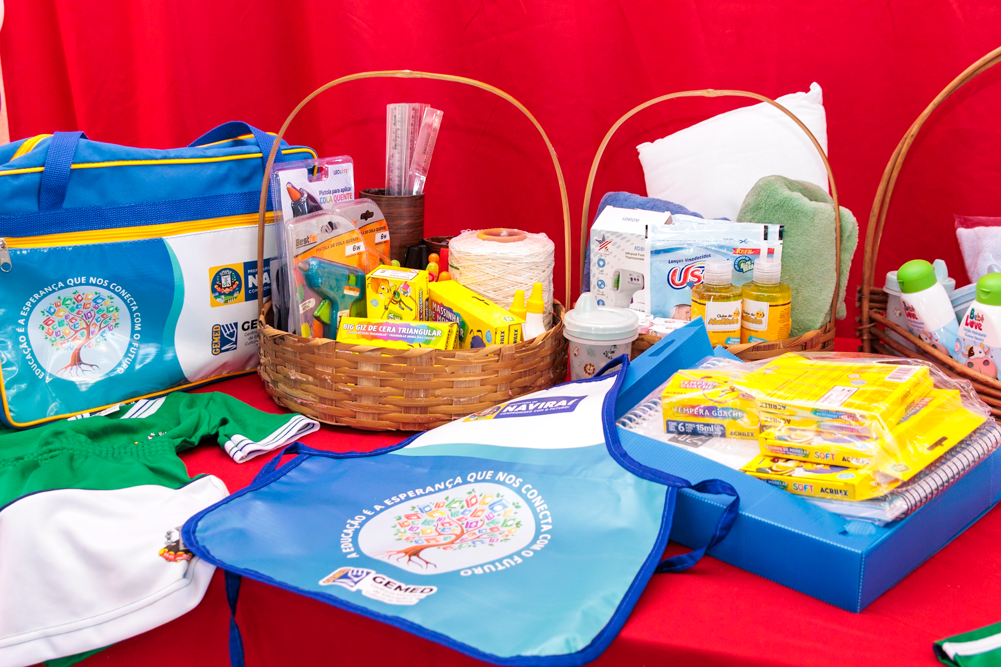 Prefeitura de Naviraí Entrega Novos Kits de Higiene e Cuidados Pessoais na Rede Municipal