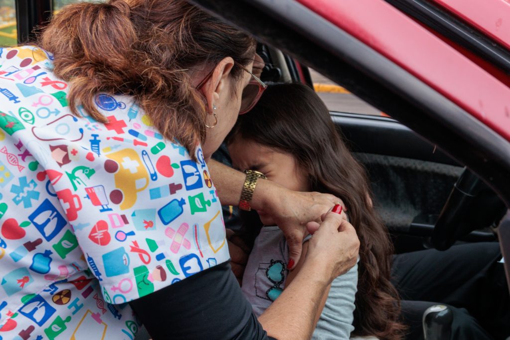 Mobilização da Saúde Municipal com Drive-Thru vacina centenas de pessoas no Sábado em Naviraí Mobilização da Saúde Municipal com Drive-Thru vacina centenas de pessoas no Sábado em Naviraí