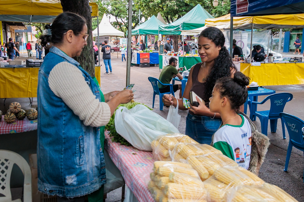 Prefeitura lança o projeto EcoVerdinho na Feira do Galo