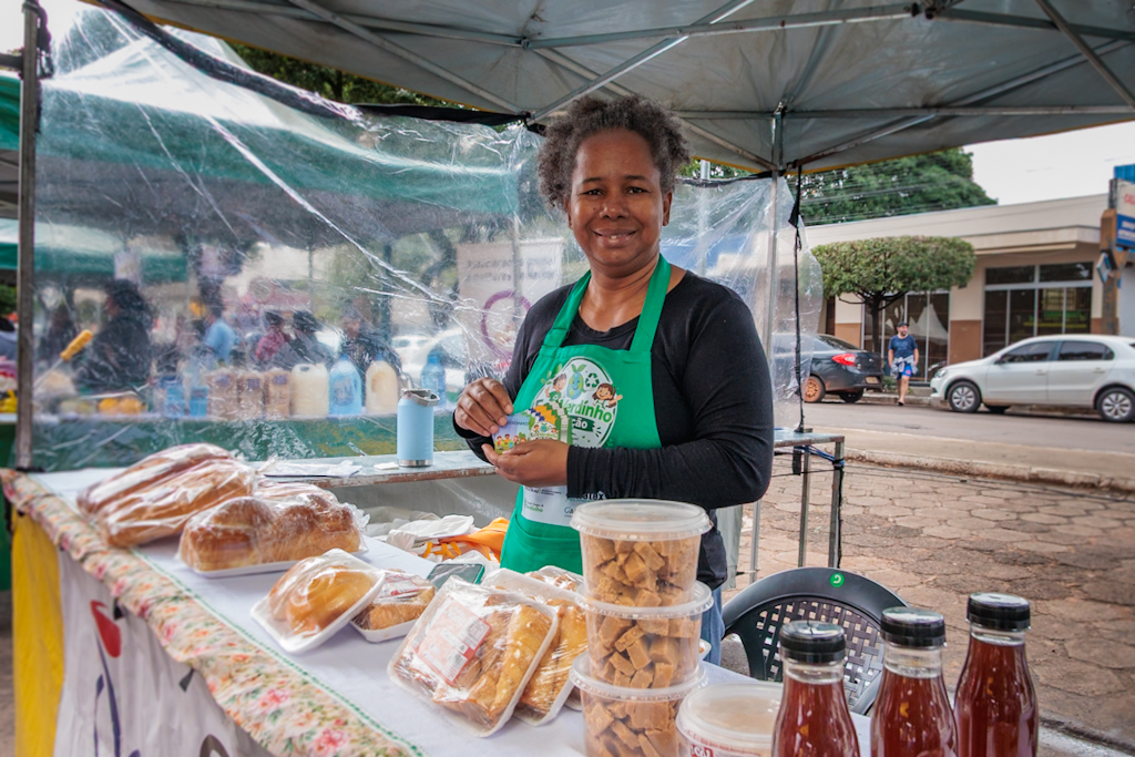 Prefeitura de Naviraí lança o projeto EcoVerdinho na Feira do Galo Prefeitura de Naviraí lança o projeto EcoVerdinho na Feira do Galo