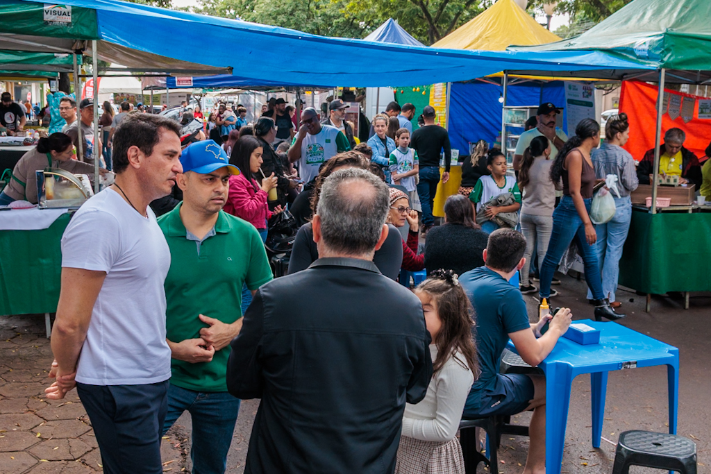 Prefeitura de Naviraí lança o projeto EcoVerdinho na Feira do Galo Prefeitura de Naviraí lança o projeto EcoVerdinho na Feira do Galo