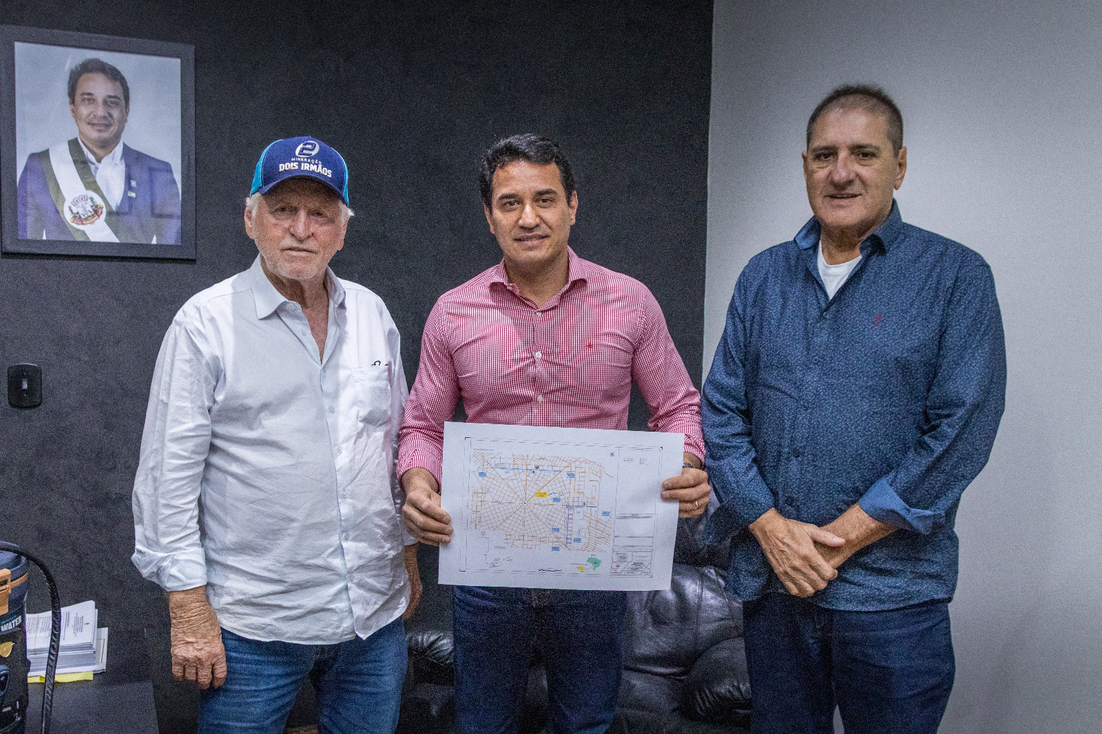 Mais de R$ 12 milhões em obras vão melhorar principais avenidas de Naviraí
