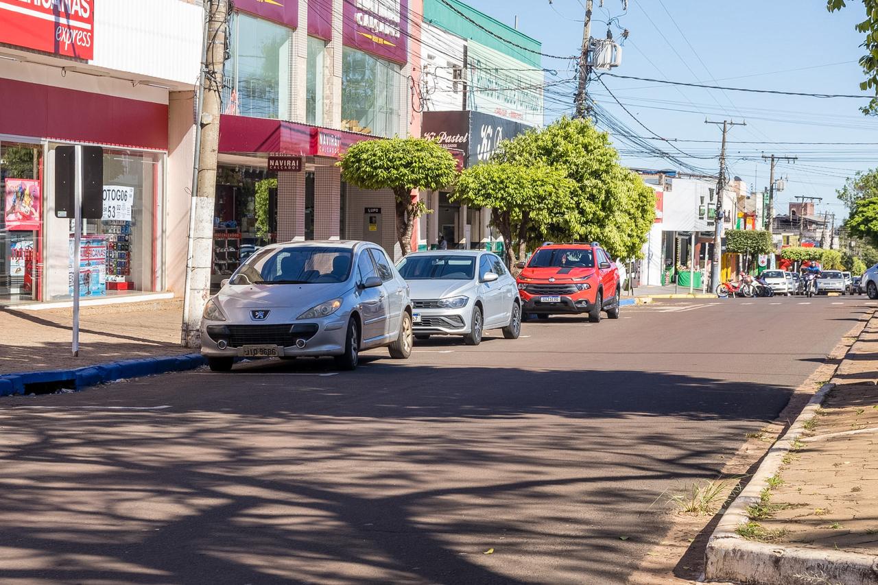 Prefeitura e ACEN ampliam Zona Azul Gratuita na Av. Weimar para favorecer o comércio